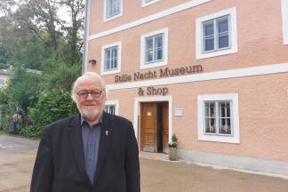 Josef Standl, Kustos im Stille-Nacht-Museum und Vizepräsident der Stille-Nacht-Gesellschaft. 