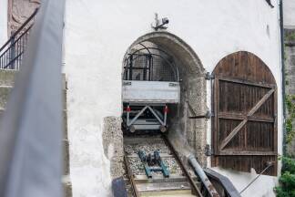 Der Reißzug, die älteste bis heute betriebene Materialseilbahn der Welt, musste früher als Personentransportmittel herhalten. 
