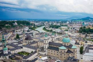 Nach kurzer Zeit vermisste Michaela den Blick von der Bastei hinunter, nachdem sie nach Wien gezogen war. 