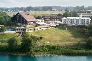 Der Karnerhof direkt am Faaker See. Der Karnerhof direkt am Faaker See.