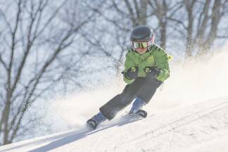 Weltweit soll es 135 Millionen Skifahrerinnen und Skifahrer geben, Tendenz steigend. 14 Millionen entfallen auf die Deutschen – Österreichs wichtigsten Gästemarkt. 