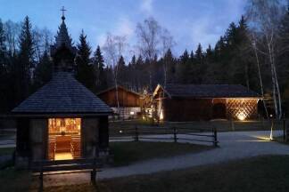 Das Salzburger Freilichtmuseum in Großgmain ist heuer erstmals auch zu Weihnachten geöffnet. Das Salzburger Freilichtmuseum in Großgmain ist heuer erstmals auch zu Weihnachten geöffnet.