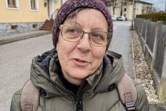 Die Hauptstraße in Neumarkt ist viel befahren und die Parkplatzsuche nicht immer einfach. Die Hauptstraße in Neumarkt ist viel befahren und die Parkplatzsuche nicht immer einfach.