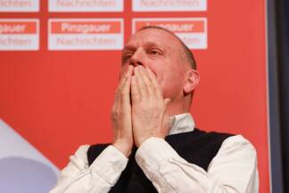 Klaus Weickl (Bürgerliste Hallein) musste auch Spitzen von Bürgermeister Stangassinger einstecken.  
