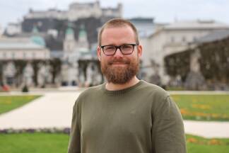 Sozialarbeiter Markus Walter (33) zieht in den Salzburger Landtag ein. 