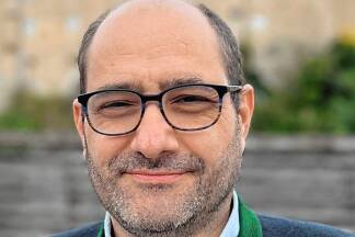 Martin Dietrich begann seine Tätigkeit in der Gemeindepolitik bei der örtlichen ÖVP. Nach acht Jahren Pause startete er 2014 neu bei der Gollinger SPÖ.  