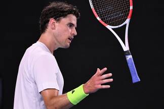 Dominic Thiem kassiert eine heftige Pleite. 