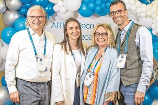 Zufriedene Veranstalter: Michael Kohlfürst (links) und Andrea Starzer (2. von rechts) von PromoMasters mit Thomas Ritter und Dorine Bärenthaler von den „Salzburger Nachrichten“.  Zufriedene Veranstalter: Michael Kohlfürst (links) und Andrea Starzer (2. von rechts) von PromoMasters mit Thomas Ritter und Dorine Bärenthaler von den „Salzburger Nachrichten“.