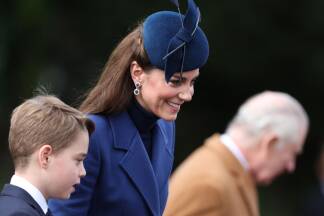 Kate, ihr ältester Sohn George und König Charles am 25. Dezember 2023 in Sandringham. 