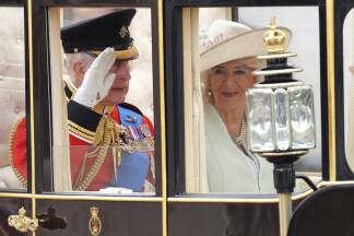 Prinzessin Kate zeigt sich erstmals seit Bekanntwerden ihrer Krebserkrankung wieder öffentlich 