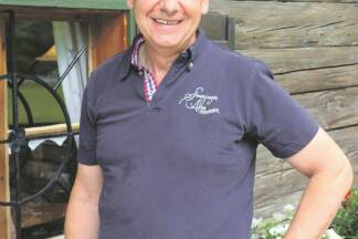 Thomas Holzer ist Hüttenwirt der Senningeralm. 
