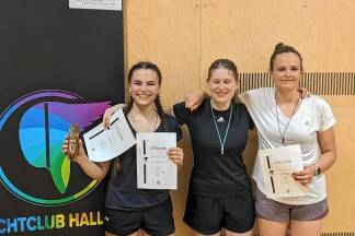 Bei der Bezirksmeisterschaft war die Turnhalle in Hallein fest in der Hand der Fechttalente.  
