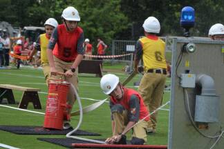 Die Feuerwehrjugend stellte beim Landesbewerb am Freitag ihr Können unter Beweis. Die Feuerwehrjugend stellte beim Landesbewerb am Freitag ihr Können unter Beweis.