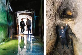 Bild links: Ein Foto mit Seltenheitswert: Ausgang ohne Wassermassen bei der Talstation der Festungsbahn. Bild rechts: Ob es sich oben um einen Notausstieg oder eine Luftversorgung handelte, ist nicht ganz geklärt. Bild links: Ein Foto mit Seltenheitswert: Ausgang ohne Wassermassen bei der Talstation der Festungsbahn. Bild rechts: Ob es sich oben um einen Notausstieg oder eine Luftversorgung handelte, ist nicht ganz geklärt.