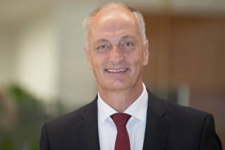 Josef Steger (ÖVP) betont, dass die Streetworker Jugendlichen „in allen Problemlagen“ zur Seite stehen.  