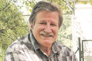 Gerhard Redolf ist Obmann des Salzburger Tierheims. Er gibt geschlechtsreife Katzen nur kastriert weiter. Das Tierheim in Maxglan wird ausschließlich aus Spenden finanziert.   Gerhard Redolf ist Obmann des Salzburger Tierheims. Er gibt geschlechtsreife Katzen nur kastriert weiter. Das Tierheim in Maxglan wird ausschließlich aus Spenden finanziert.