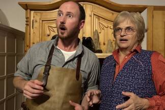 Eine mitreißende Komödie steht bevor.  Eine mitreißende Komödie steht bevor.