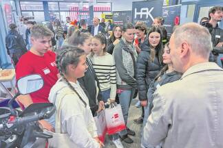Alle Aussteller freuten sich bei der 12. Berufs-Info-Börse in Tamsweg über großes Interesse. 