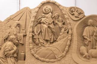 Unter der künstlerischen Leitung des Kanadiers David Ducharme entstanden die Werke aus Sand. 