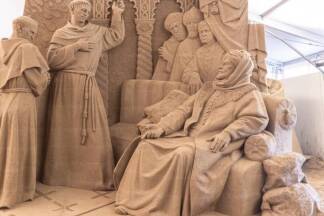 Unter der künstlerischen Leitung des Kanadiers David Ducharme entstanden die Werke aus Sand. 