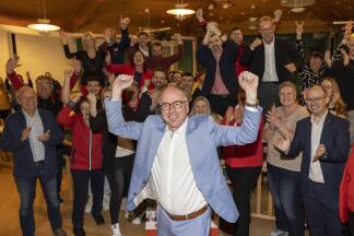 Der Halleiner Bürgermeister Alexander Stangassinger hatte allen Grund zur Freude. Die SPÖ-Absolute und der Bürgermeistersessel ohne Stichwahl im März. 