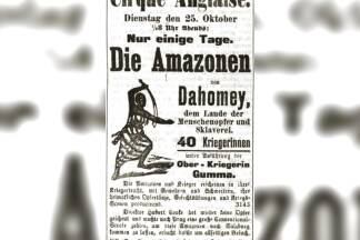 Inserate in den Salzburger Zeitungen. 
