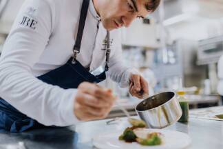 Sternekoch Andreas Herbst vom Restaurant dahoam in Leogang.  