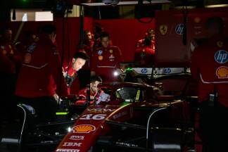 Zwischenzeitlich wurde es bei den Testfahrten der Formel 1 in Bahrain finster. 