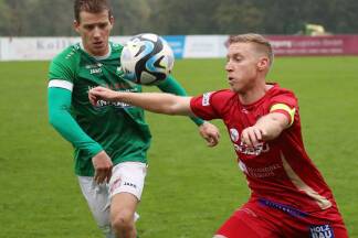 Harald Nindl (rechts) zog sich einen Bänderriss zu. Harald Nindl (rechts) zog sich einen Bänderriss zu.