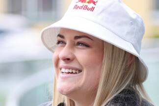 Valentina Höll. 