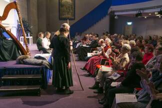 „Kommt! Singt mit!“: Der Aufforderung folgten am Dienstagabend im SN-Saal viele Singbegeisterte. 