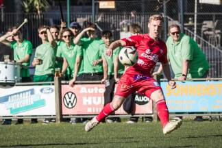 Die Bramberger um Harald Nindl setzten sich in der Salzburger Liga gegen Straßwalchen, das mit „Fanclub“ in den Oberpinzgau gereist war, durch. Die Bramberger um Harald Nindl setzten sich in der Salzburger Liga gegen Straßwalchen, das mit „Fanclub“ in den Oberpinzgau gereist war, durch.