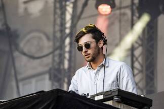 Der Salzburger DJ Schönhart eröffnete den Abend. Der Salzburger DJ Schönhart eröffnete den Abend.