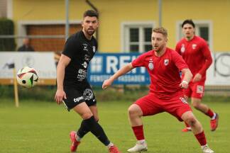 Stano Lazovic (links) bleibt in Thalgau. Stano Lazovic (links) bleibt in Thalgau.