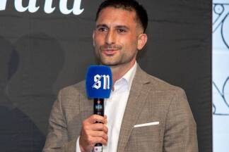 Austria-Kapitän Rene Zia dachte als bester Spieler des Jahres auch an die anderen. 