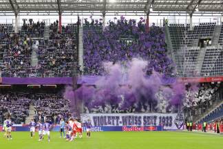 Die Austria-Fans sind zurück in Wals-Siezenheim. 