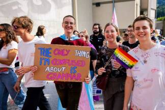 600 Menschen nahmen laut Veranstaltern an der Pride statt.  