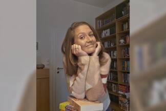 Buchbloggerin Stephanie Bergmann. 