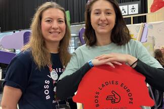 Die Boss-Ladies (v.l). Regina Fraunhofer (Parkettlegerin, Deutschland) und Veronika Schächle (Sanitärtechnikerin, Liechtenstein).  