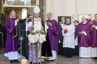 Erzbischof Franz Lackner 