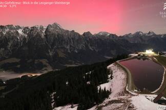 Die Kamera befindet sich am Großen Asitz in Leogang. Der Blick zeigt nach Norden in die Leoganger Steinberge. Die Kamera wird vom Tourismusverband Saalfelden Leogang betrieben. 