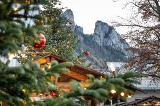 Impressionen vom Halleiner Weihnachtsmarkt. Impressionen vom Halleiner Weihnachtsmarkt.