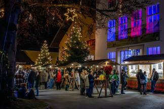Impressionen vom Halleiner Weihnachtsmarkt Impressionen vom Halleiner Weihnachtsmarkt