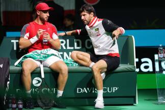 Filip Misolic und Jürgen Melzer mussten die Überlegenheit von Flavio Cobolli anerkennen. Filip Misolic und Jürgen Melzer mussten die Überlegenheit von Flavio Cobolli anerkennen.