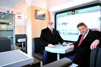 ÖBB-Manager Andreas Matthä und Bernhard Gritzner. ÖBB-Manager Andreas Matthä und Bernhard Gritzner.