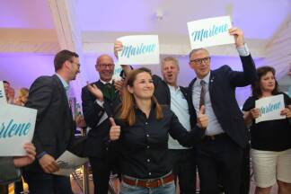 Marlene Svazek mit Hermann Stöllner, Reinhard Rebhandl und Hermann Kirchmeier. 