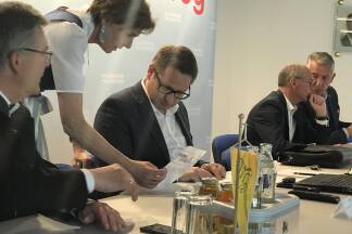 Landesrat Sepp Schwaiger, Landesrätin Brigitta Pallauf, ÖVP-Geschäftsführer Wolfgang Mayer, Christian Stöckl und Helmut Mödlhammer.   Landesrat Sepp Schwaiger, Landesrätin Brigitta Pallauf, ÖVP-Geschäftsführer Wolfgang Mayer, Christian Stöckl und Helmut Mödlhammer.