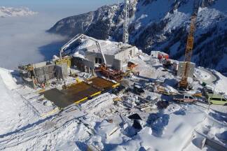 Für Verzögerungen beim Bau der Bergstation sorgte der strenge Winter.  