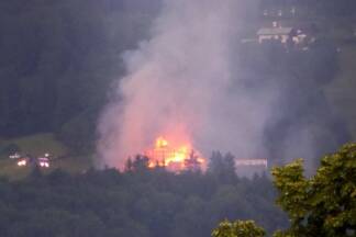 Vollbrand eines Hauses am Gaisberg. 