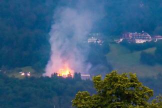 Vollbrand eines Hauses am Gaisberg. 